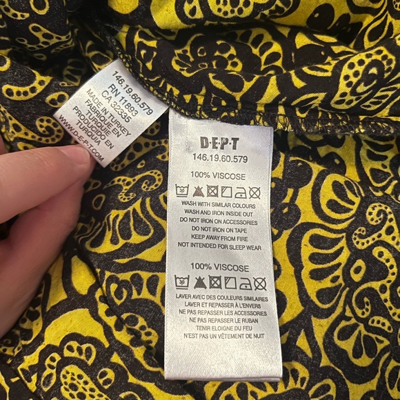 D.E.P.T Dress - Black and Yellow - Size L - Picture 6 of 6